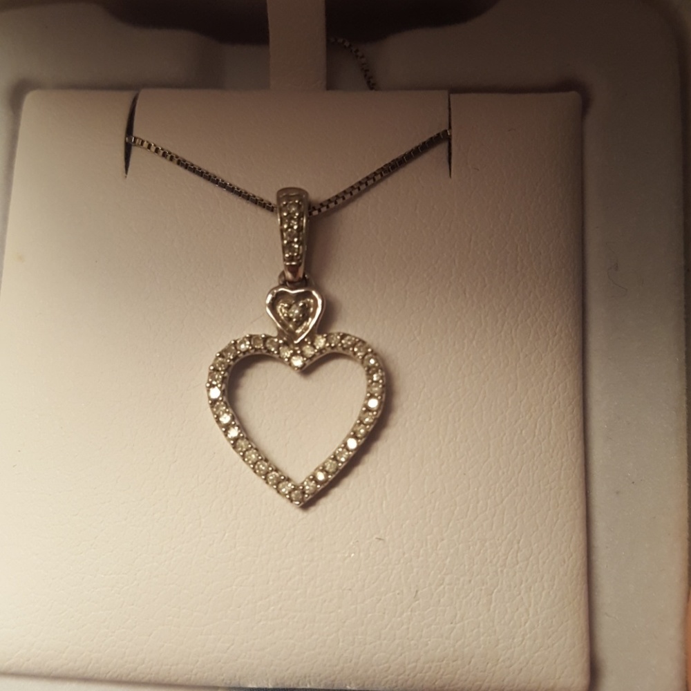 💎14K White Gold Diamond Necklace